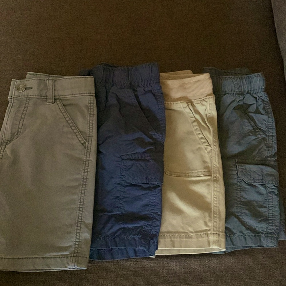 Boys Shorts Size 5 (4 pairs)